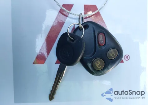 2004 Saturn Vue V6 из США, поврежденный, VIN 5GZCZ534X4S839256